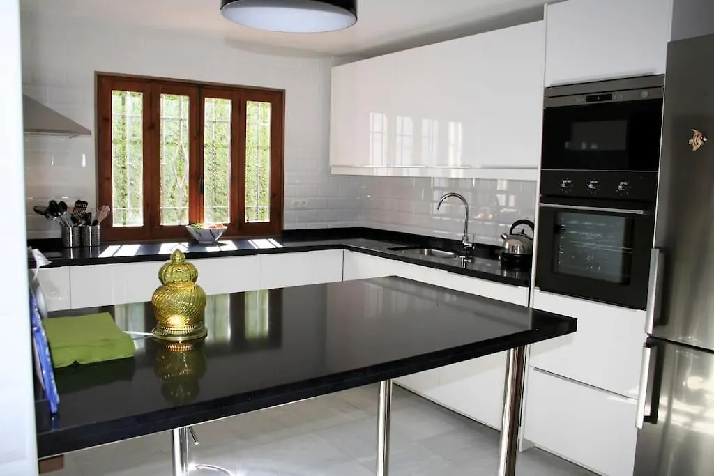 Spacious Villa With Sea View And Private Pool Salobrena
