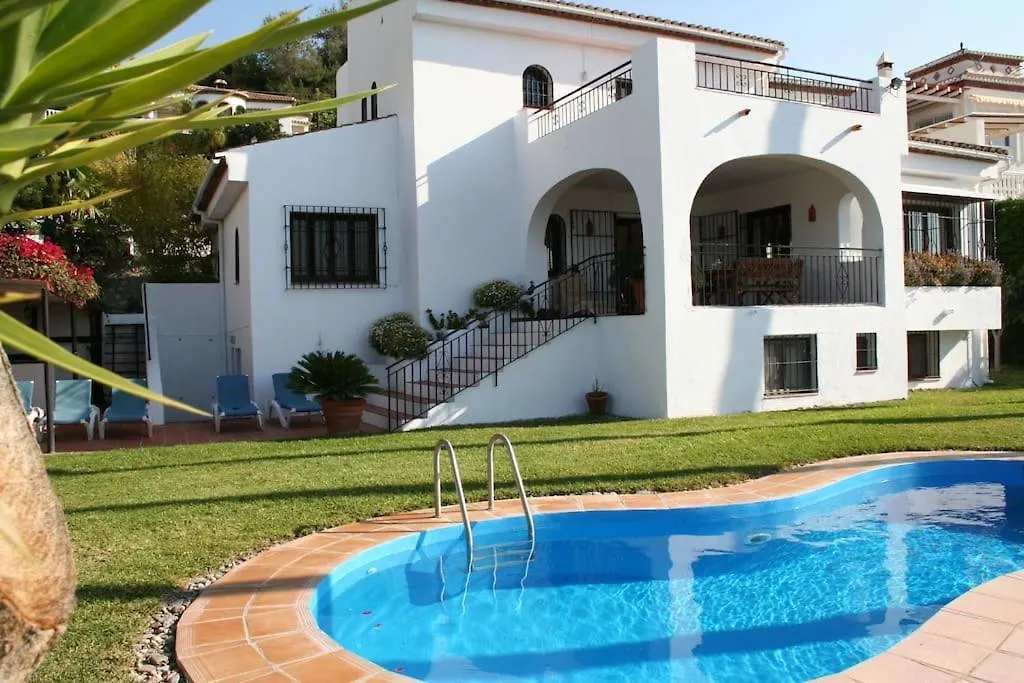 Spacious Villa With Sea View And Private Pool Salobrena